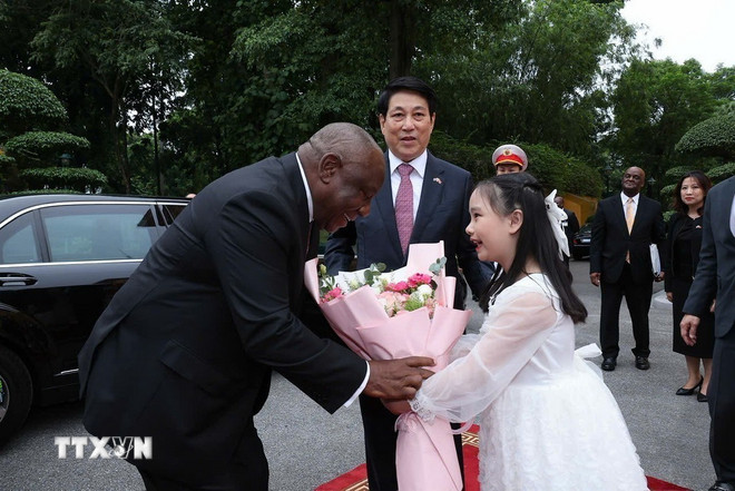 Chủ tịch nước Lương Cường chủ trì Lễ đón cấp Nhà nước Tổng thống Nam Phi -0