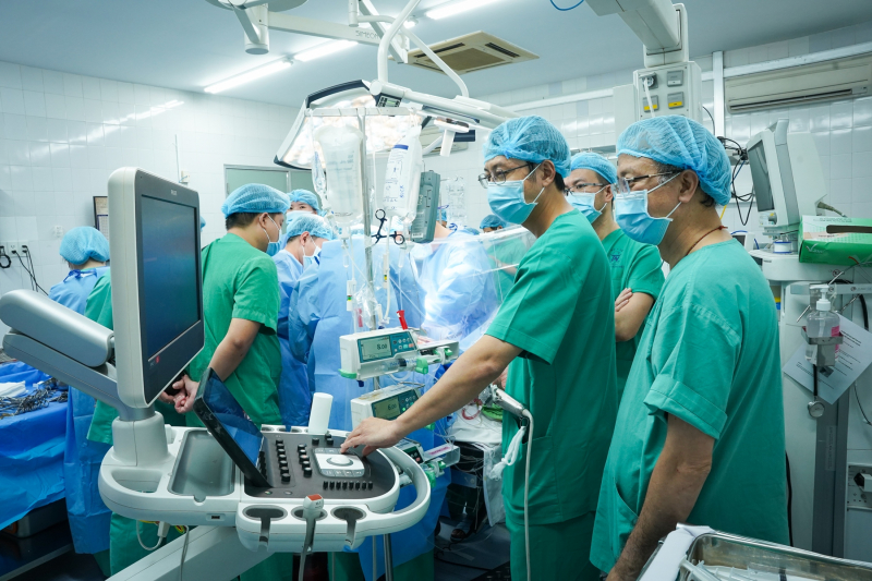 Ghép tạng của một người cho chết não, để cứu sống 5 người bệnh khác  -2