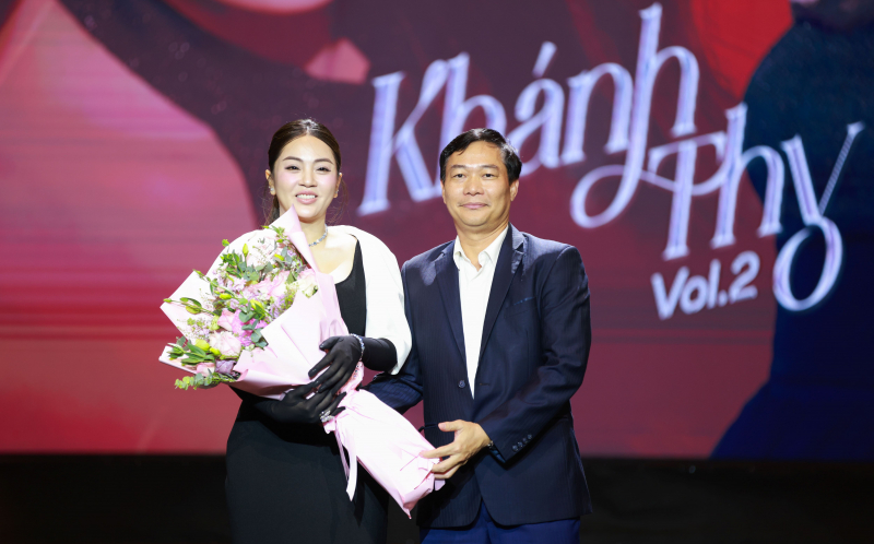 Giải Ba “Tiếng hát Hà Nội 2023” Khánh Thy tri ân khán giả, quê hương bằng những thanh âm dịu dàng  -0