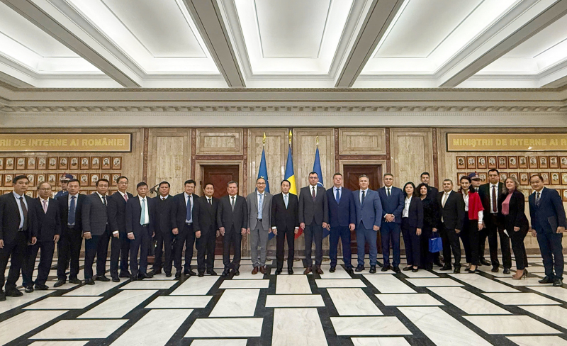 Tăng cường hợp tác an ninh, mở rộng giao lưu Việt Nam – Romania -0