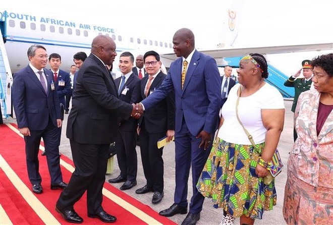South African President begins state visit to Vietnam -0