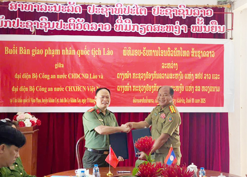 Hoàn thiện pháp luật về chuyển giao người đang chấp hành án phạt tù -0