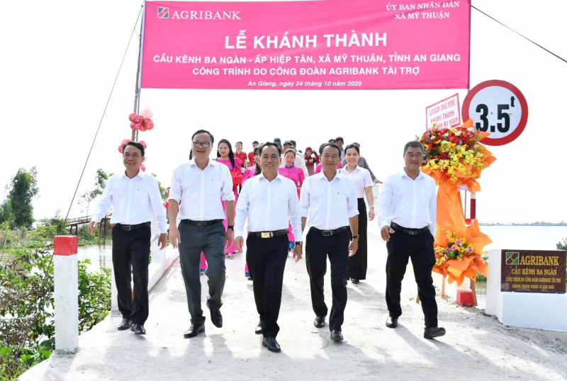 Khánh thành cầu nông thôn ở An Giang do Agribank tài trợ -0