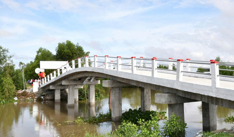 Khánh thành cầu nông thôn ở An Giang do Agribank tài trợ -0