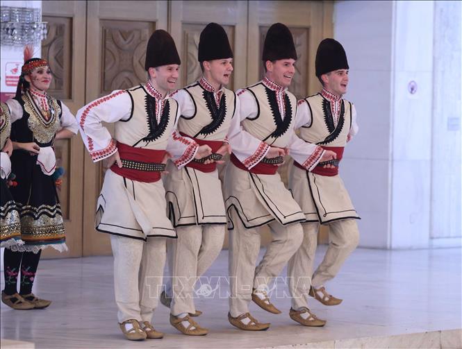 Tổng Bí thư Tô Lâm và Phu nhân thăm quan Bảo tàng Lịch sử Quốc gia Bulgaria -2