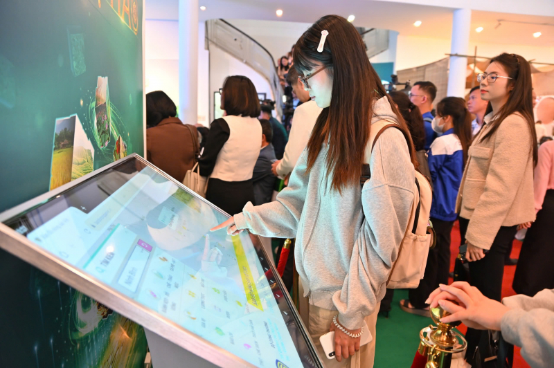 Khai mạc Tuần lễ Nông sản Việt 2025 -1