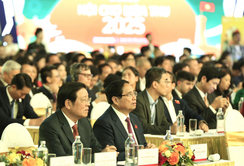 Khai mạc Hội chợ Mùa Thu lần thứ nhất năm 2025 -0