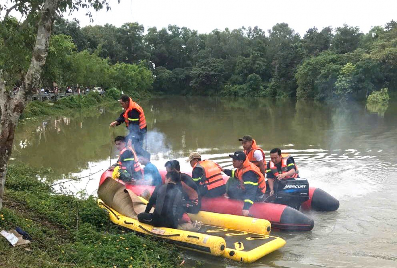 Tìm thấy thi thể nữ sinh lớp 12 dưới sông sau 2 ngày mất tích -0