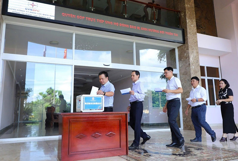 EVNSPC đóng góp gần 10 tỷ đồng ủng hộ khắc phục hậu quả bão lũ và nhân dân Cuba -0