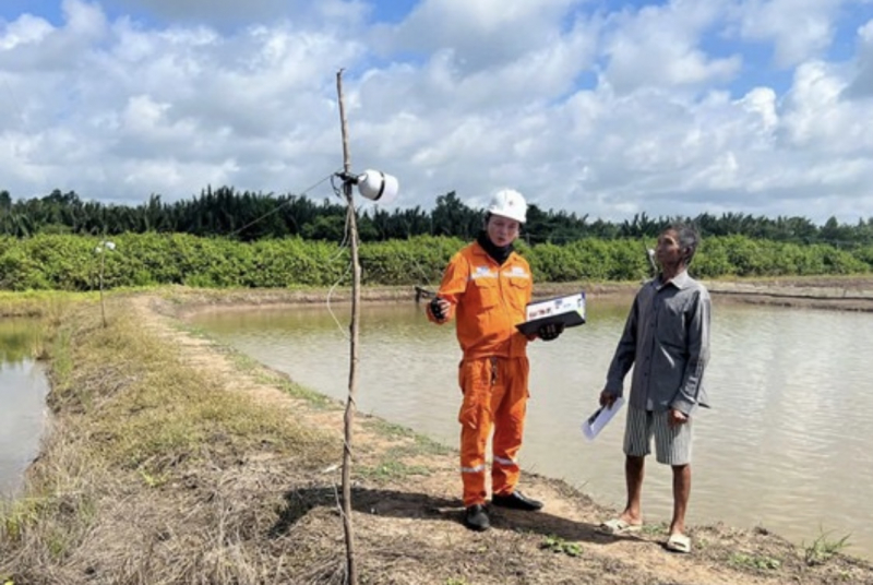 EVNSPC cảnh báo khẩn về an toàn điện do triều cường dâng cao -0