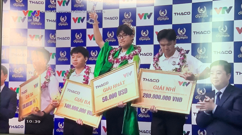 Nam sinh Trường THPT chuyên Hà Nội-Amsterdam vô địch Đường lên đỉnh Olympia năm 2025 -0