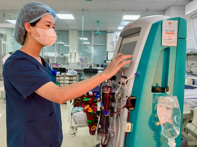 Nữ điều dưỡng hồi sức cấp cứu - Những hy sinh thầm lặng -0