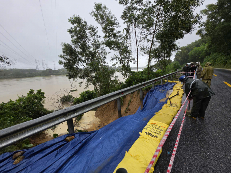 3 hồ thủy lợi, thủy điện lớn nhất Huế đồng loạt tăng lượng điều tiết nước về hạ du -0