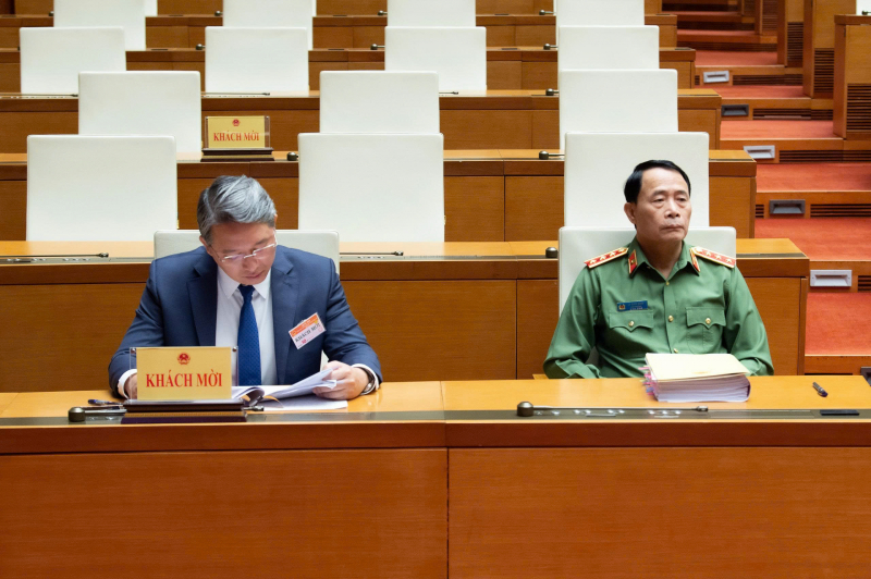 202510270901009748_z7159077208133_a3d99f9a4124e82a54bd266748b8cce6.jpg -0