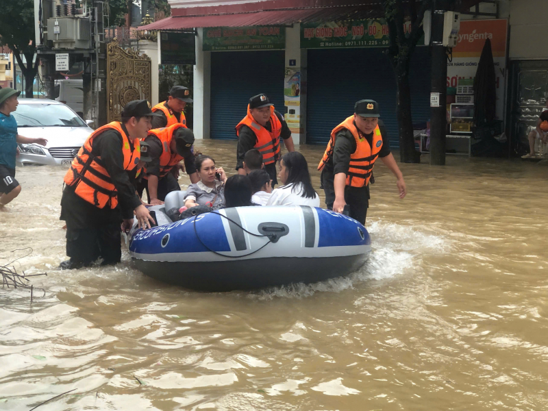 Ứng phó khẩn cấp và khắc phục hậu quả mưa lũ lớn -0