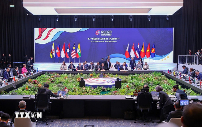 Thủ tướng đề nghị ASEAN phát huy mạnh mẽ 3 cuội nguồn sức mạnh chiến lược -0