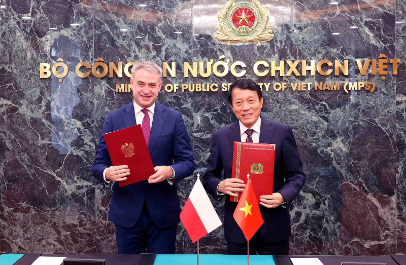 Việt Nam - Ba Lan tăng cường hợp tác trong lĩnh vực an ninh mạng -1
