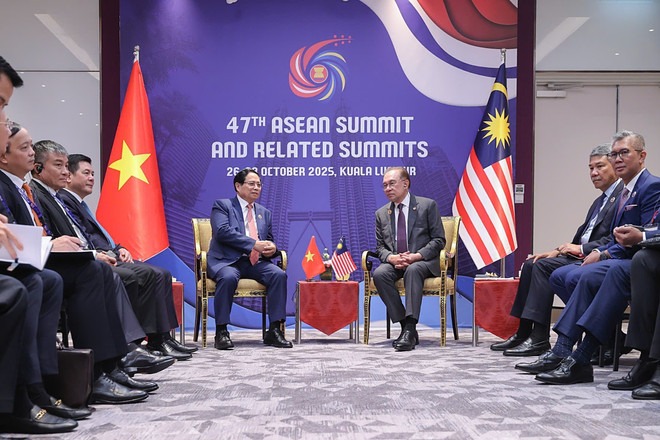 PM meets with leaders of Brunei, Malaysia, Timor-Leste on 47th ASEAN Summit sidelines -0