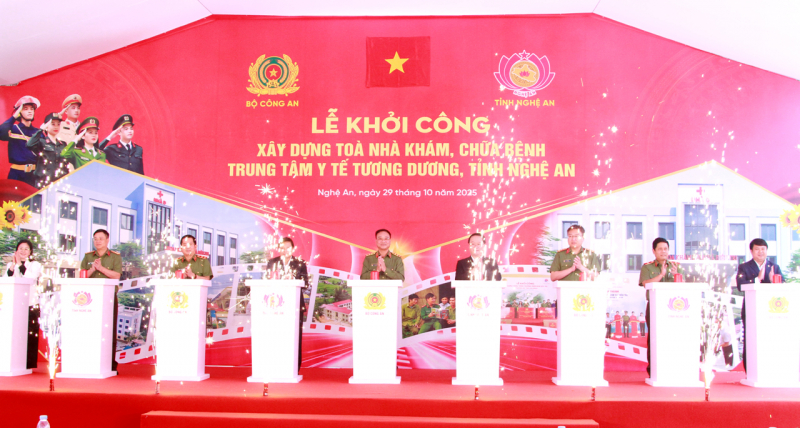 Thứ trưởng Phạm Thế Tùng dự Lễ khởi công xây dựng Toà nhà khám chữa bệnh Trung tâm y tế Tương Dương -0