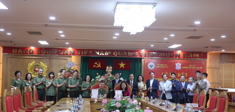 Ký kết thoả thuận hợp tác giữ Bệnh viện 19-8 và Trường Đại học Y Hà Nội -0