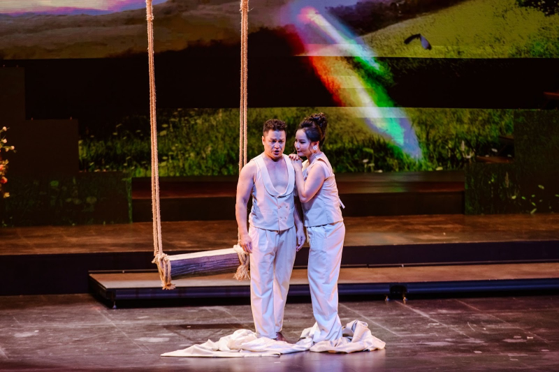 Khán giả Thủ đô “hòa mình” vào dòng chảy cảm xúc mãnh liệt của La Traviata -4