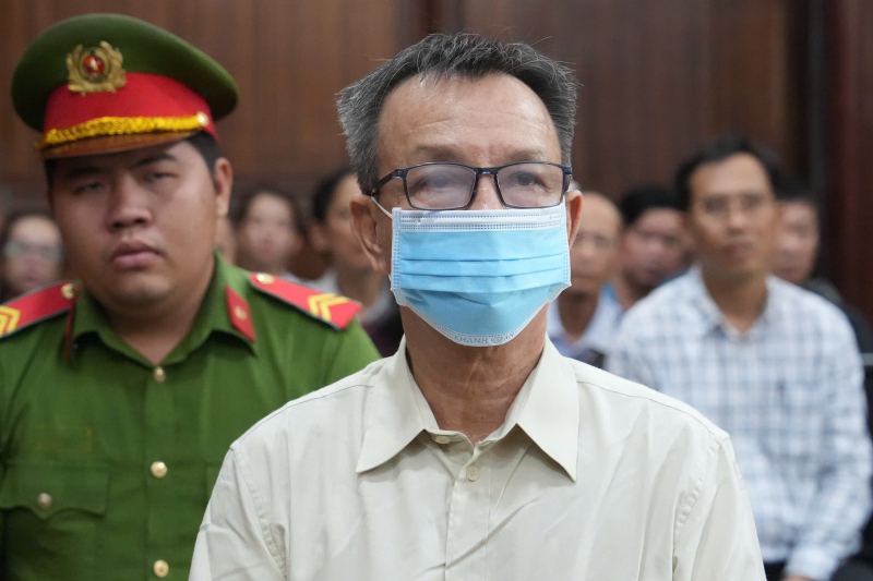 Vi phạm quy định quản lý, sử dụng đất, ông Nguyễn Công Khế và Nguyễn Quang Thông ra tòa -0