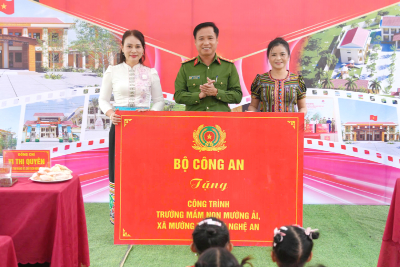 Thứ trưởng Phạm Thế Tùng dự Lễ khởi công xây dựng Toà nhà khám chữa bệnh Trung tâm y tế Tương Dương -0