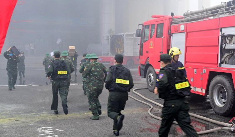 Hải Phòng huy động hơn 1 nghìn người diễn tập chữa cháy và CNCH -0