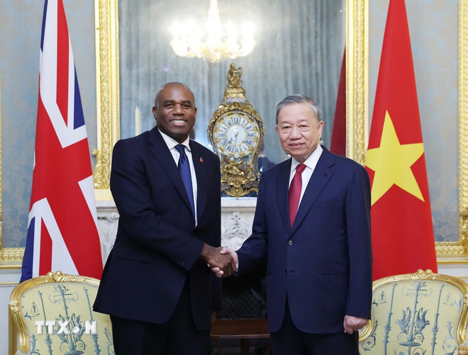 Tổng Bí thư Tô Lâm gặp Phó Thủ tướng Anh David Lammy -0