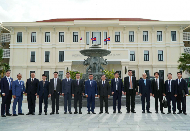 Thứ trưởng Nguyễn Văn Long làm việc Bộ trưởng cấp cao, Giám đốc Trung tâm quốc gia Công nghệ, Thông tin Campuchia -4