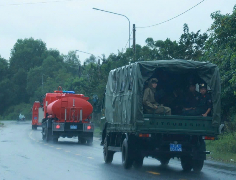 Công an Quảng Trị xuất quân hỗ trợ Thành phố Huế khắc phục hậu quả mưa lũ  -0