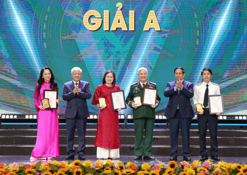 Vinh danh các tác phẩm xuất sắc tại Lễ trao giải Báo chí toàn quốc phòng, chống tham nhũng, lãng phí, tiêu cực -0