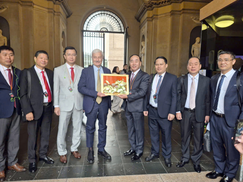 Học hỏi quản trị bảo tàng châu Âu để kể chuyện lịch sử CAND hấp dẫn hơn -0 Học hỏi quản trị bảo tàng châu Âu để kể chuyện lịch sử CAND hấp dẫn hơn -0