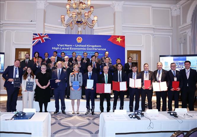 Tổng Bí thư Tô Lâm dự Hội nghị Kinh tế Cấp cao Việt Nam - Anh -5