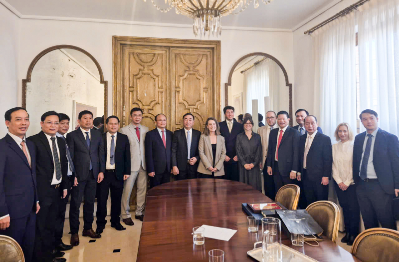 Học hỏi quản trị bảo tàng châu Âu để kể chuyện lịch sử CAND hấp dẫn hơn -0 Học hỏi quản trị bảo tàng châu Âu để kể chuyện lịch sử CAND hấp dẫn hơn -0