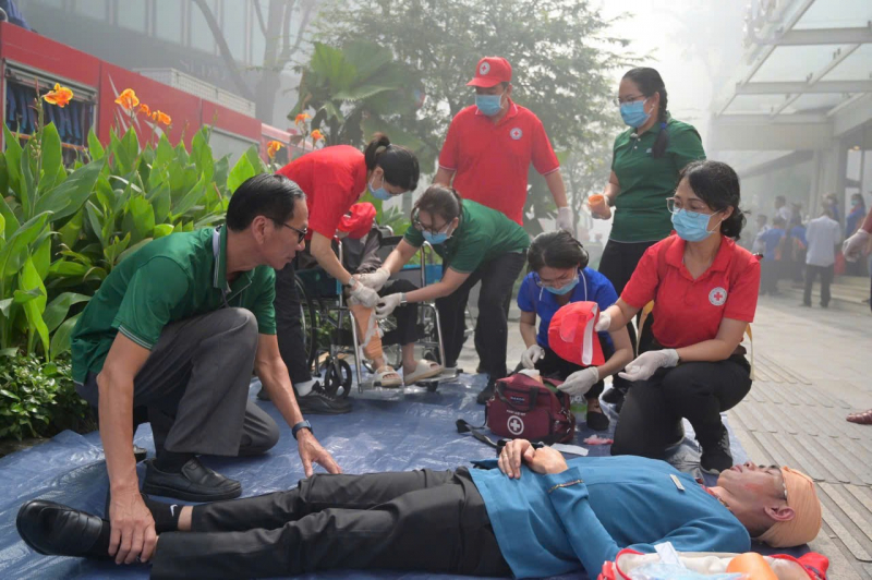 មនុស្សជាង 3.000 នាក់បានចូលរួមក្នុងសមយុទ្ធពន្លត់អគ្គីភ័យ និងជួយសង្គ្រោះនៅអគារ Saigon Center-3។