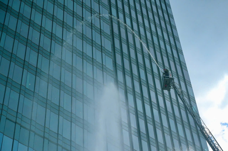 មនុស្សជាង៣.០០០នាក់បានចូលរួមក្នុងសមយុទ្ធពន្លត់អគ្គិភ័យនិងសង្គ្រោះនៅអគារមជ្ឈមណ្ឌលសៃហ្គន-៦