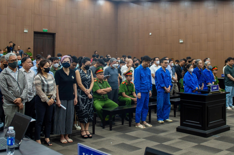 Lý do bất ngờ của nhóm cựu cán bộ tỉnh Phú Thọ khi đánh bạc hàng trăm tỷ đồng tại King Club?  -0