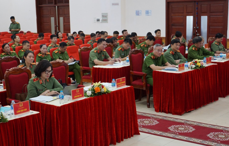 Hội thảo “Đổi mới, nâng cao hiệu quả công tác phổ biến, giáo dục pháp luật trong Công an nhân dân” -0