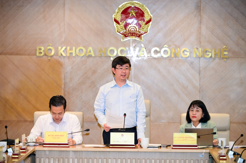 Thứ trưởng Bộ Khoa học và Công nghệ Bùi Hoàng Phương nhấn mạnh tính quyết liệt trong triển khai Nghị quyết 57  -0