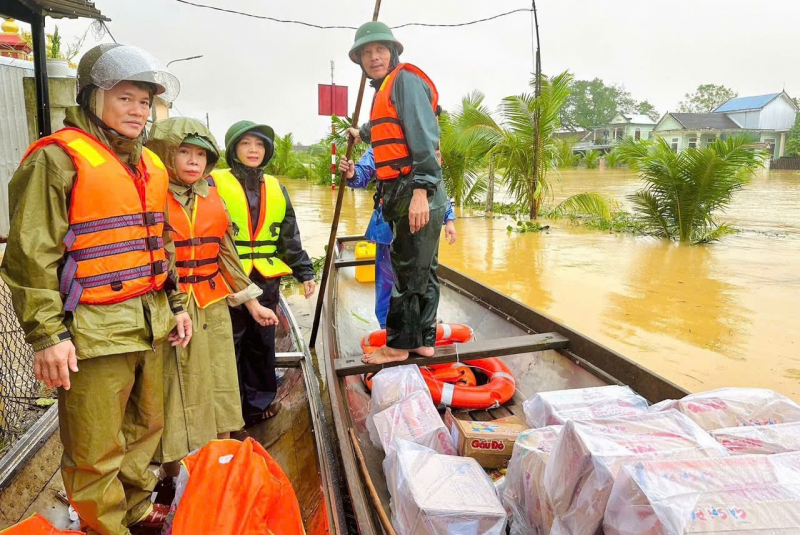 TP Huế còn hơn 13.000 ngôi nhà ngập trong lũ, quốc lộ 1 thông tuyến -0