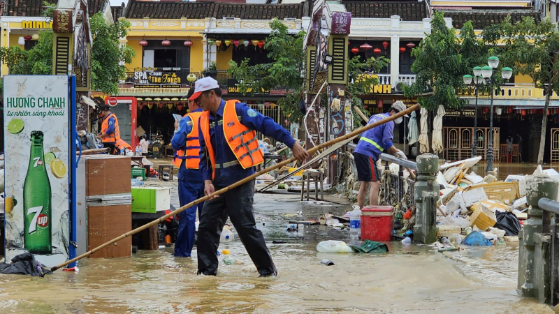 “ที่ไหนน้ำลด เราย้ายไปที่นั่น” – ฮอยอันลงมติเป็นเอกฉันท์ฟื้นฟูย่านเมืองเก่าหลังน้ำท่วม -2