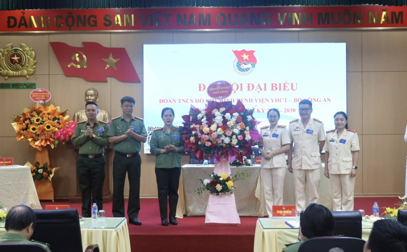 Tuổi trẻ Bệnh viện Y học cổ truyền Bộ Công an -0