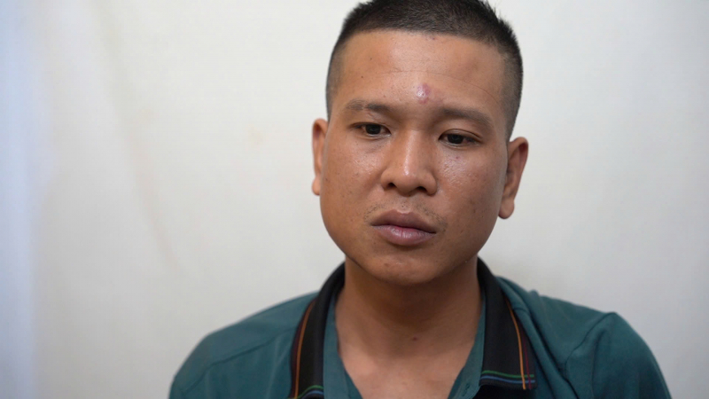 Đối tượng dương tính ma túy hành hung CSGT khi đang điều tiết phương tiện giữa mưa lũ -0