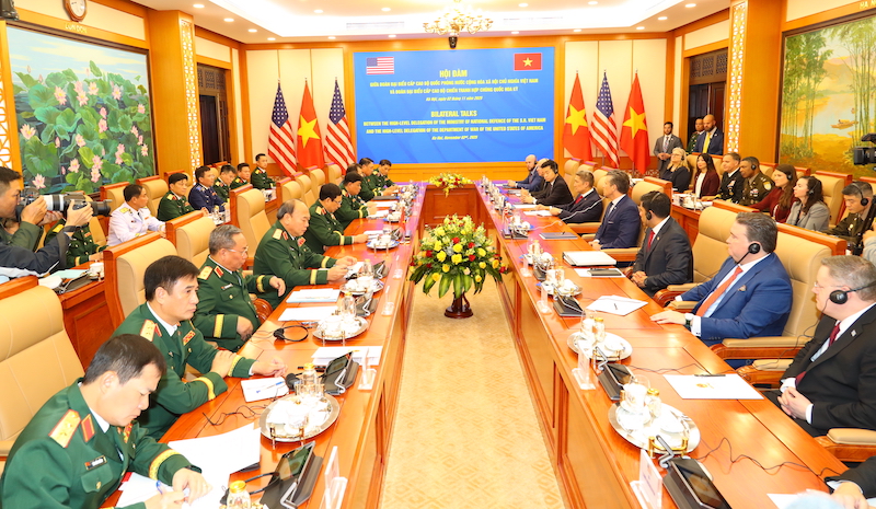 Bộ trưởng Phan Văn Giang hội đàm với Bộ trưởng Bộ Chiến tranh Mỹ -0