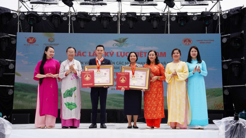 200 dań wegetariańskich z Lotusa ustanowiło rekord Wietnamu -0