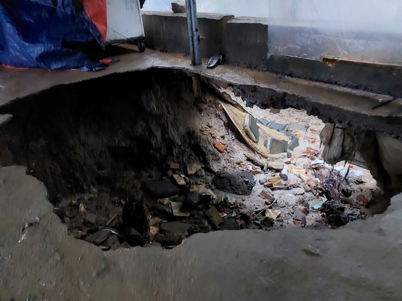 Mưa lớn suốt đêm, nhiều khu vực ở Đà Nẵng ngập sâu trở lại -1