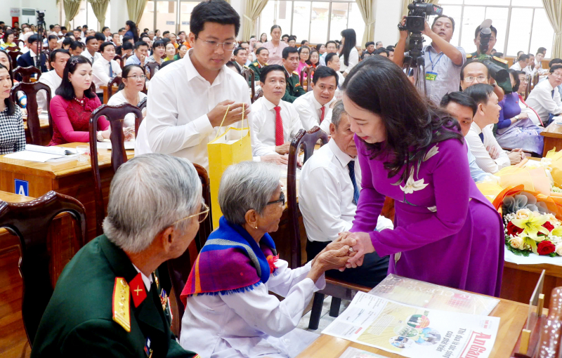 Tỉnh An Giang tổ chức Đại hội Thi đua yêu nước -0