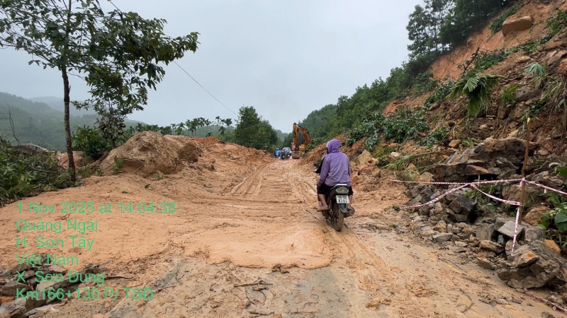 निर्माण मंत्रालय: 39 ट्रैफिक जाम को संभाला जा रहा है, कई मुख्य मार्ग फिर से खुल गए हैं -0