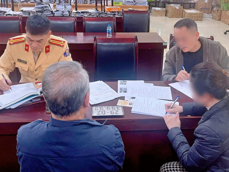 Hé lộ lý do hai chiếc SH cùng mang biển có 